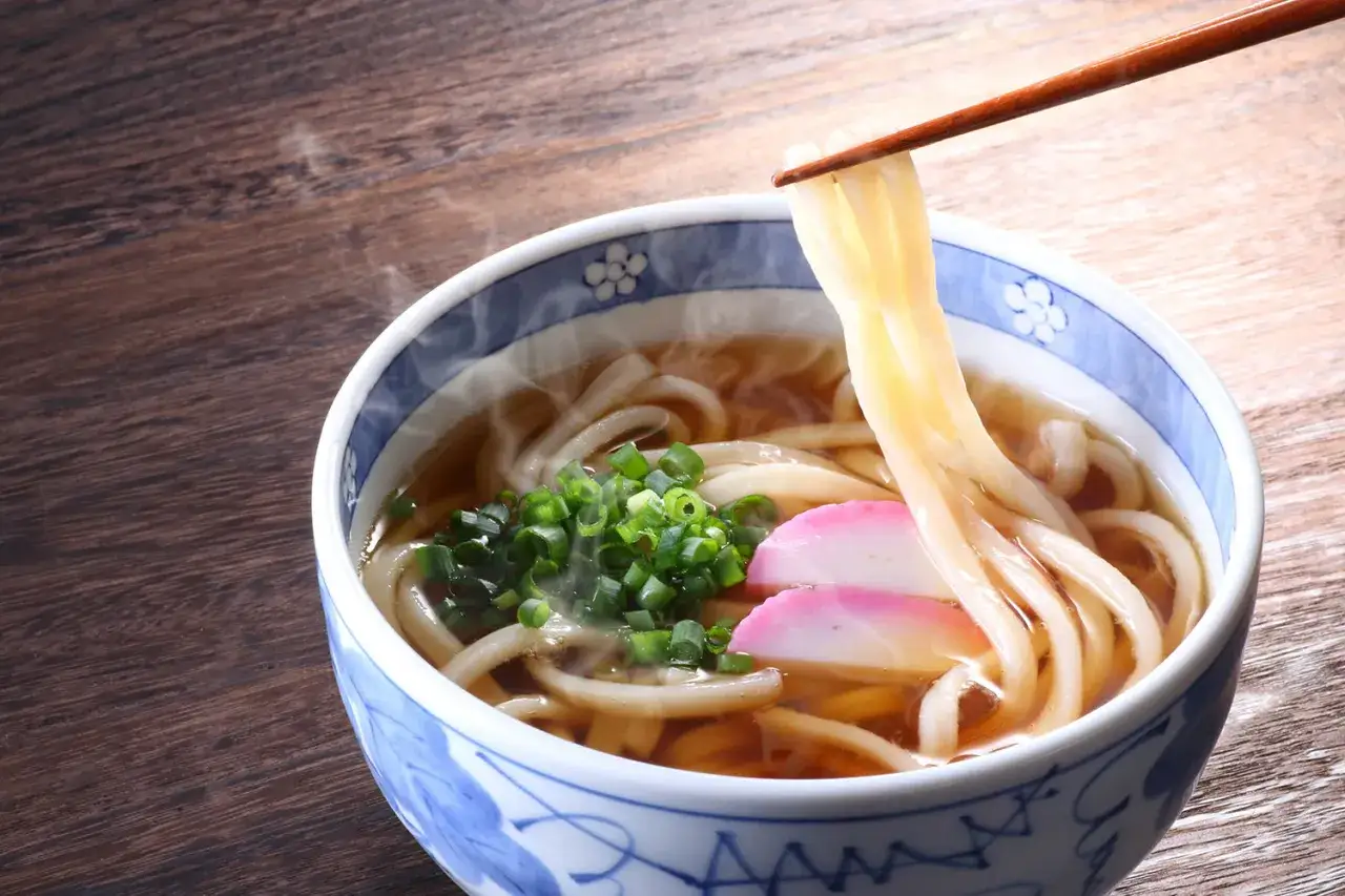 Idealna konsystencja makaronu udon