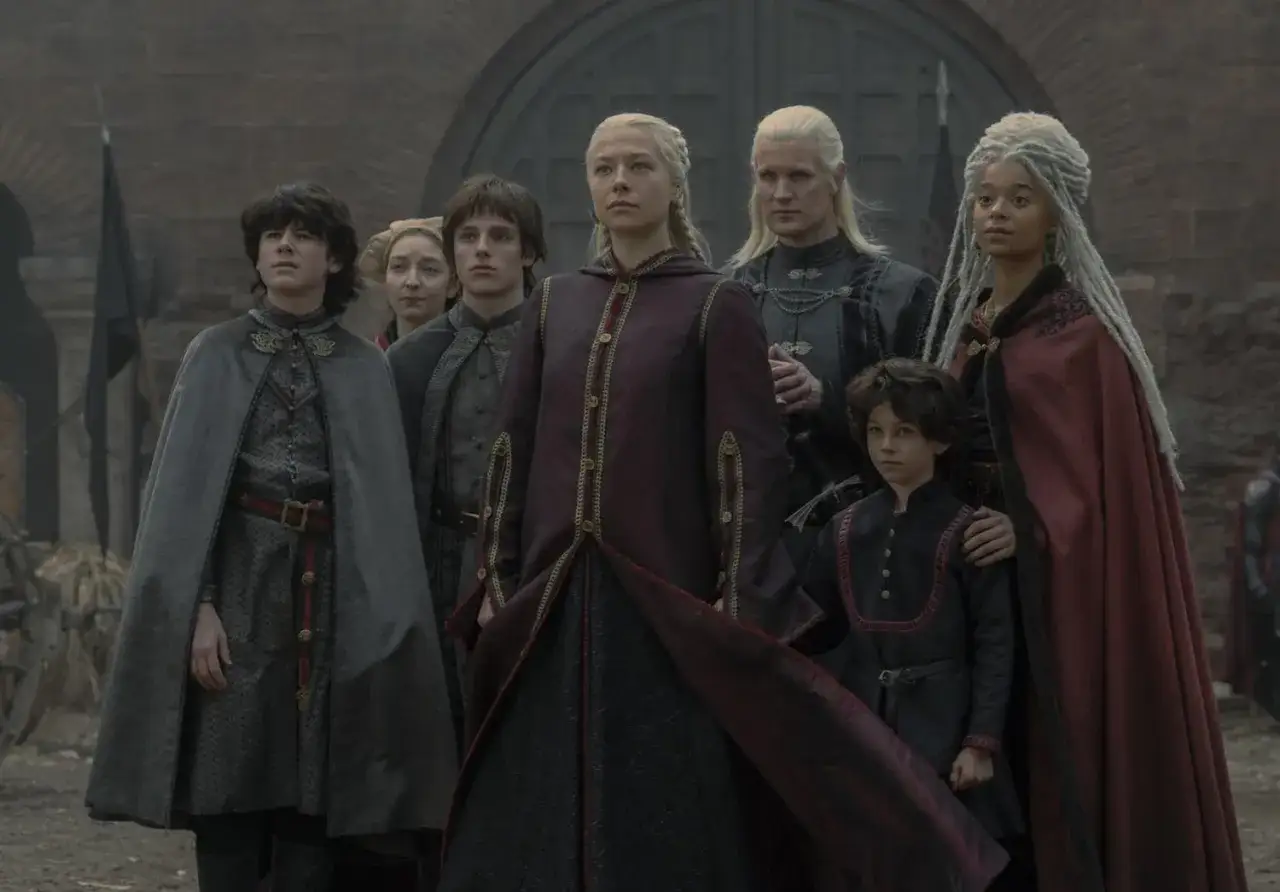 Rodzina Targaryenów, jak na drzewie genealogicznym, prezentuje się dumnie.