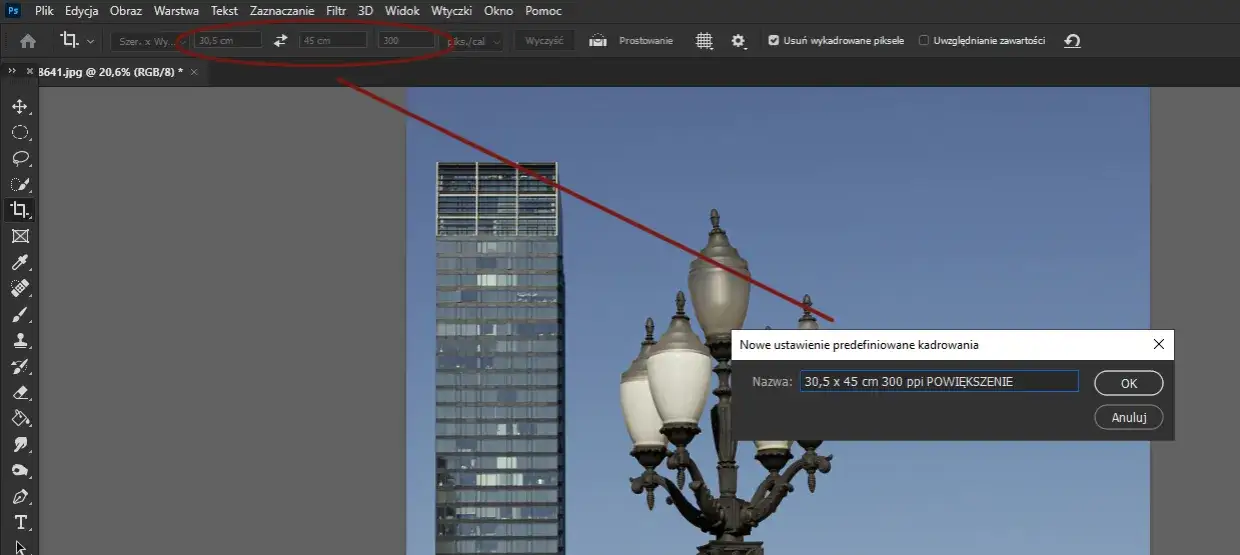 Photoshop narzędzie kadrowanie z wypełnieniem