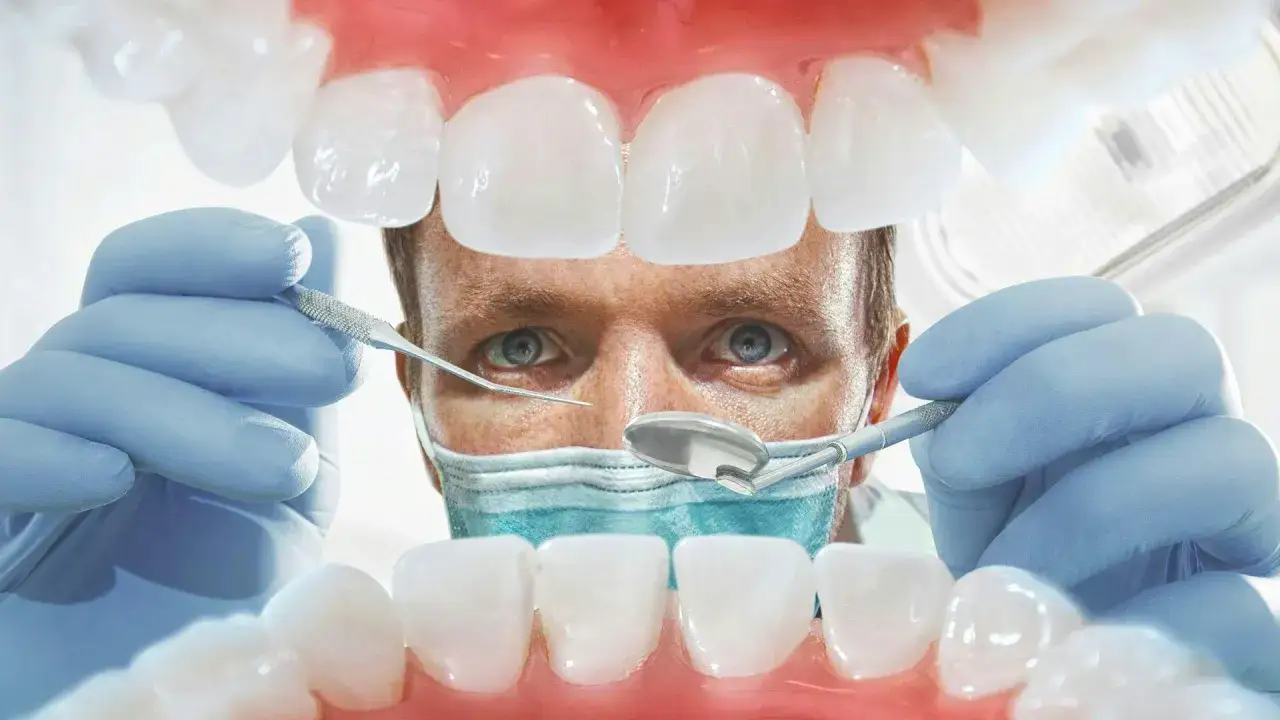 wizyta u dentysty zapalenie dziąseł