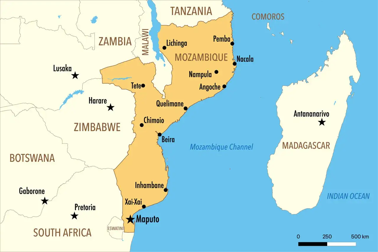 Mapa Afryki. Pokazuje Mozambik i Madagaskar, odpowiadając na pytanie, gdzie leży Madagaskar.