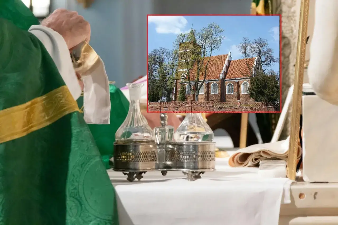 Proboszcz w zielonej szacie przygotowuje się do mszy. W tle kościół z czerwoną cegłą i wieżą.
