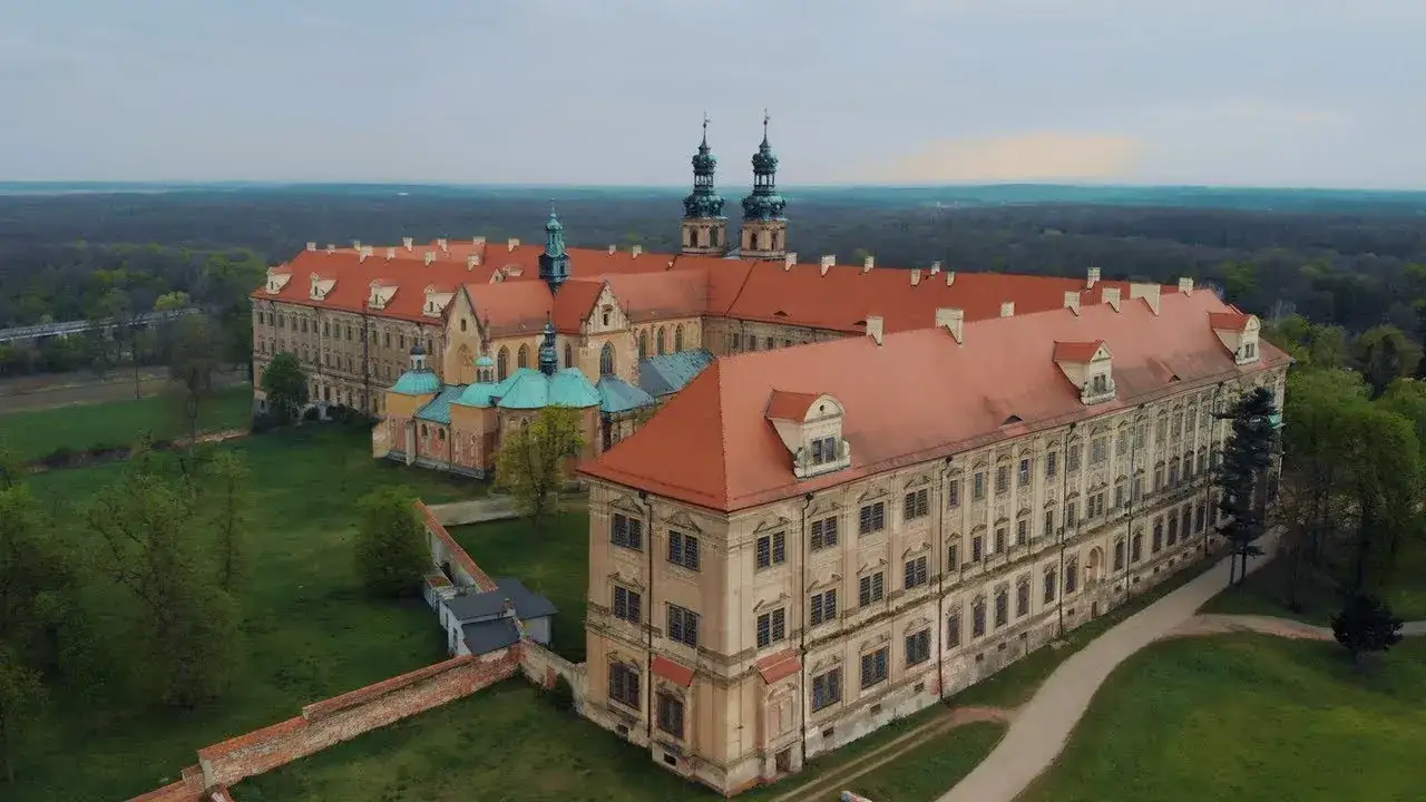 Opactwo Cysters&oacute;w Lubiąż z lotu ptaka