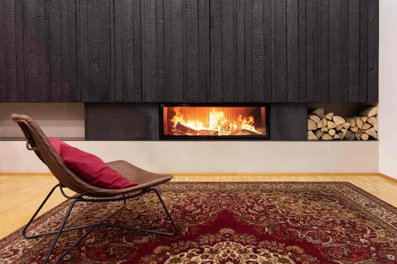 inspiracje wykończenia kominka różnymi materiałami