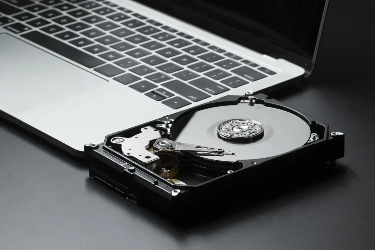 Dysk HDD uszkodzony