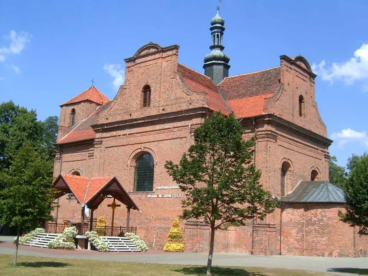 Kości&oacute;ł Narodzenia NMP w Wieleniu Zaobrzańskim