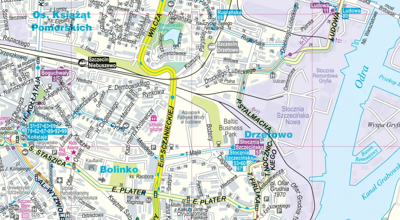 Mapa Szczecina z zaznaczonymi trasami, w tym drogą wodną do Świnoujścia. Widoczne porty, stocznie i ulice.