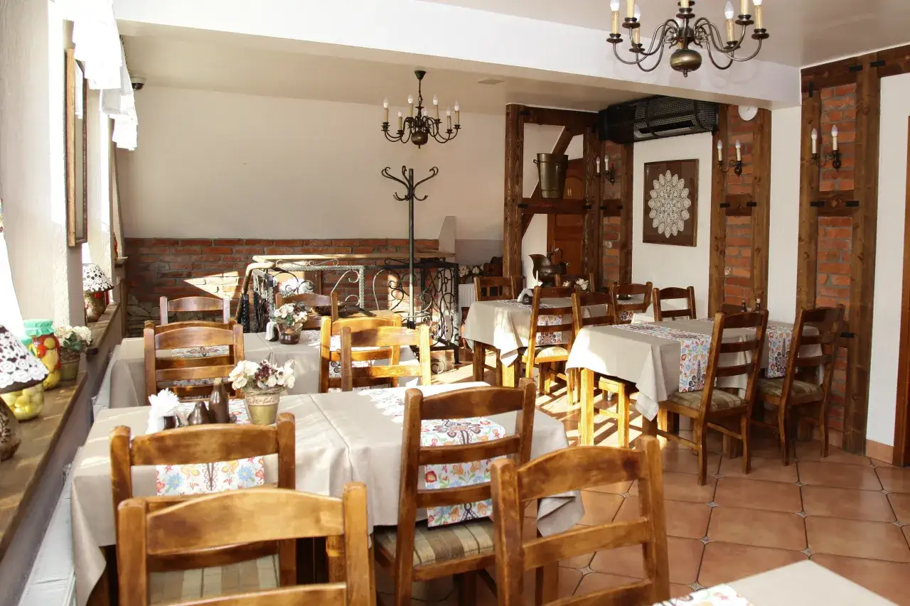 Węgierska Górka restauracja regionalna wnętrze