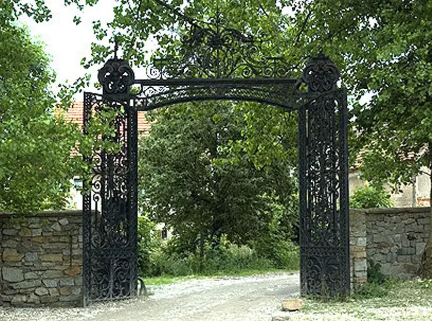 stadnina koni strzegom historia