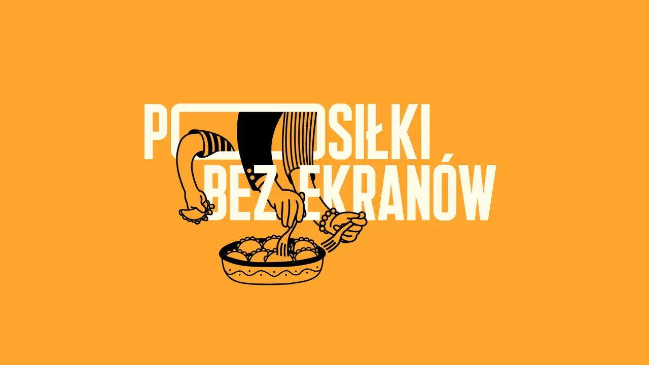 Pomysły na challenge dla dzieci: ręce lepią pierogi, zabawa bez ekran&oacute;w.