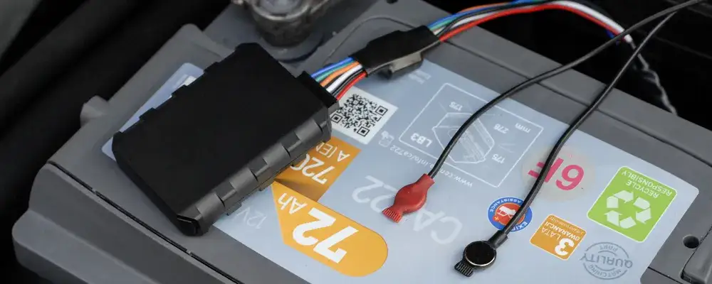 Ukryte lokalizatory GPS w samochodzie