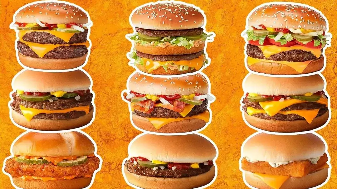 klasyczny hamburger McDonald's na tle innych popularnych kanapek