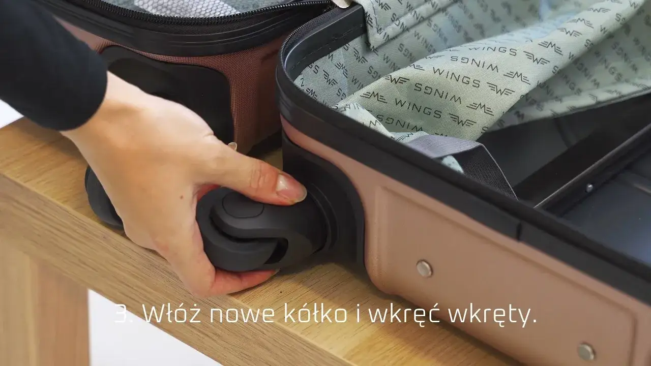 Zdjęcie Jak wymienić kółka w walizce Wittchen - proste kroki, uniknij problemów