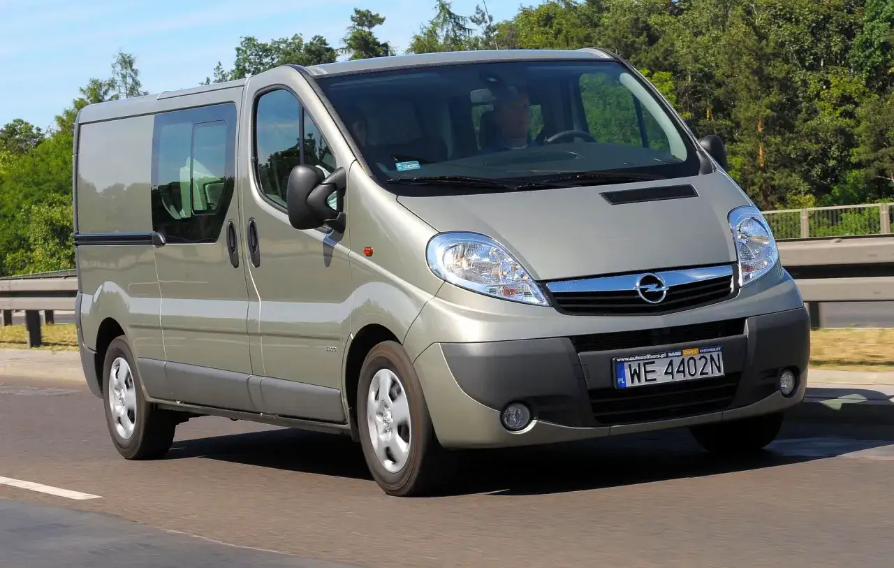 Zdjęcie Opel Vivaro jaki silnik wybrać, aby uniknąć wysokich kosztów eksploatacji?