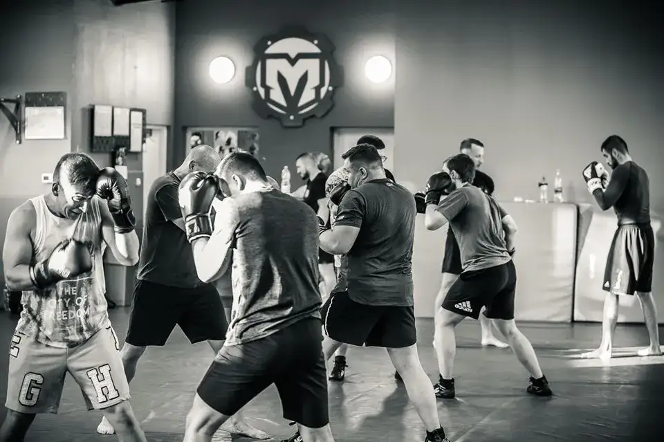 trening bokserski grupowy