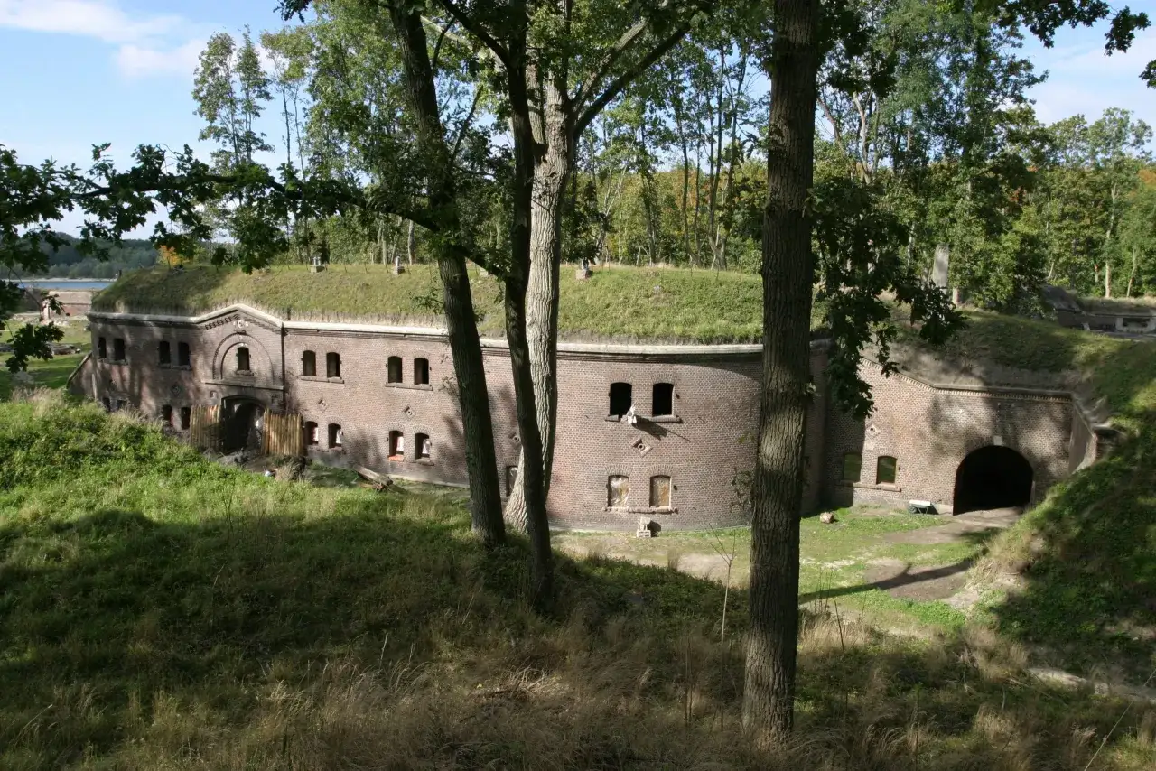 Fort Gerharda Świnoujście musztra