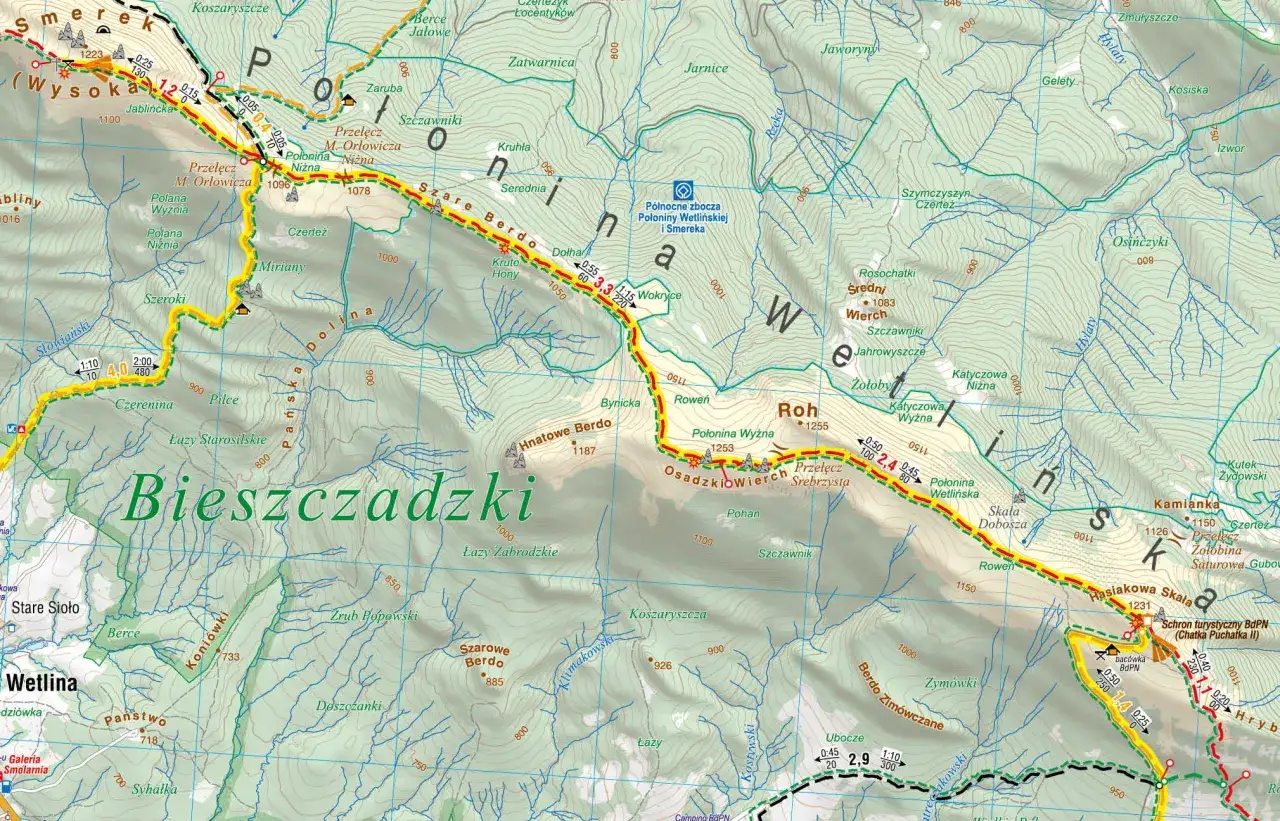 Mapa Bieszczadów, które leżą w województwie podkarpackim. Widoczne szlaki turystyczne, szczyty i miejscowości.