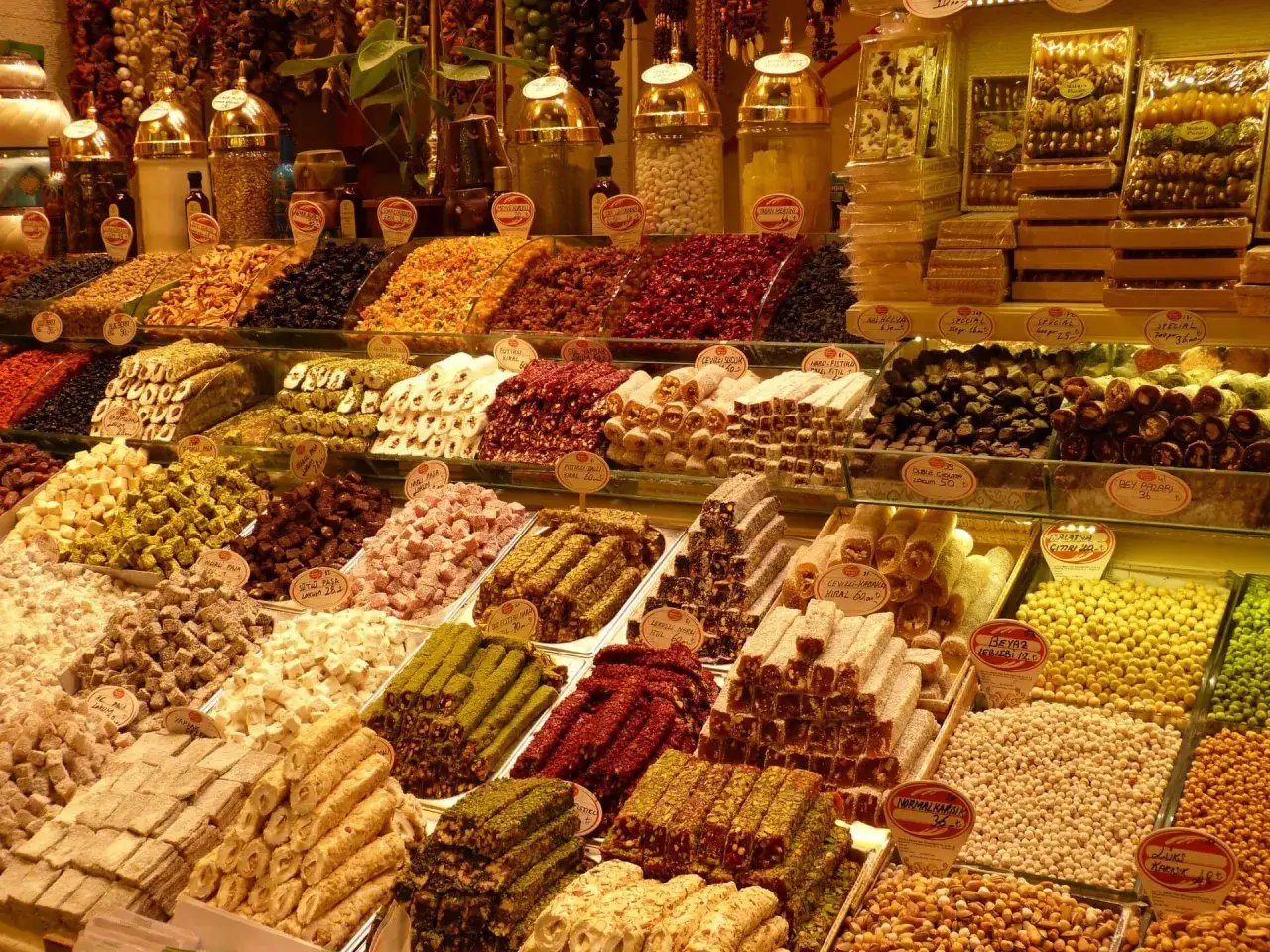 Lokalny bazar Kemer Turcja