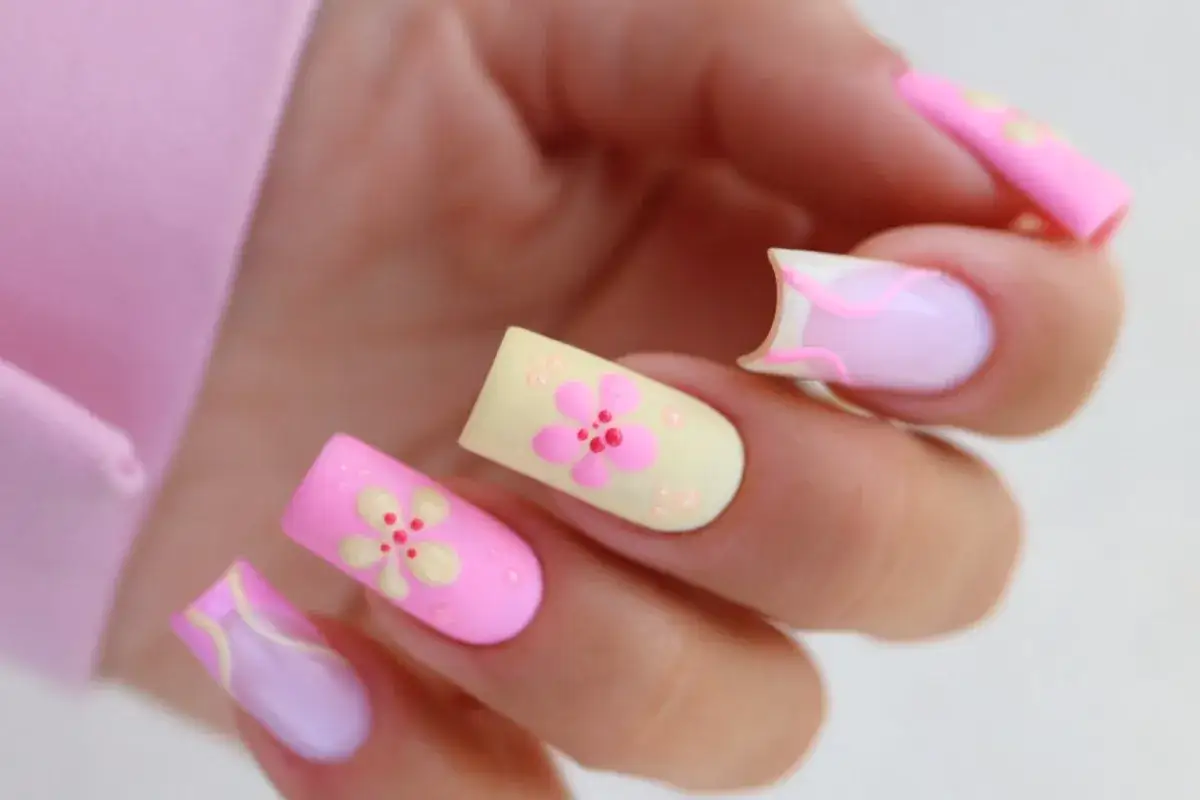 różne style manicure hybrydowego