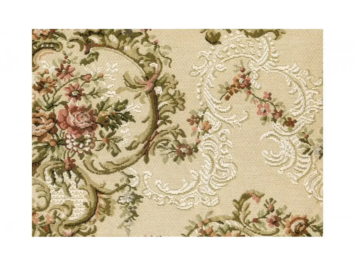 Elegancki żakard z motywem bujnych róż i delikatnych pnączy. Wzór w stylu barokowym, pełen ozdobnych ornamentów.