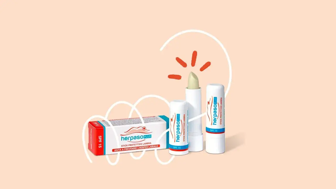 Stick protettivo labbra Herpaso Plus, con SPF 15, per aiutare a prevenire l'herpes labiale.