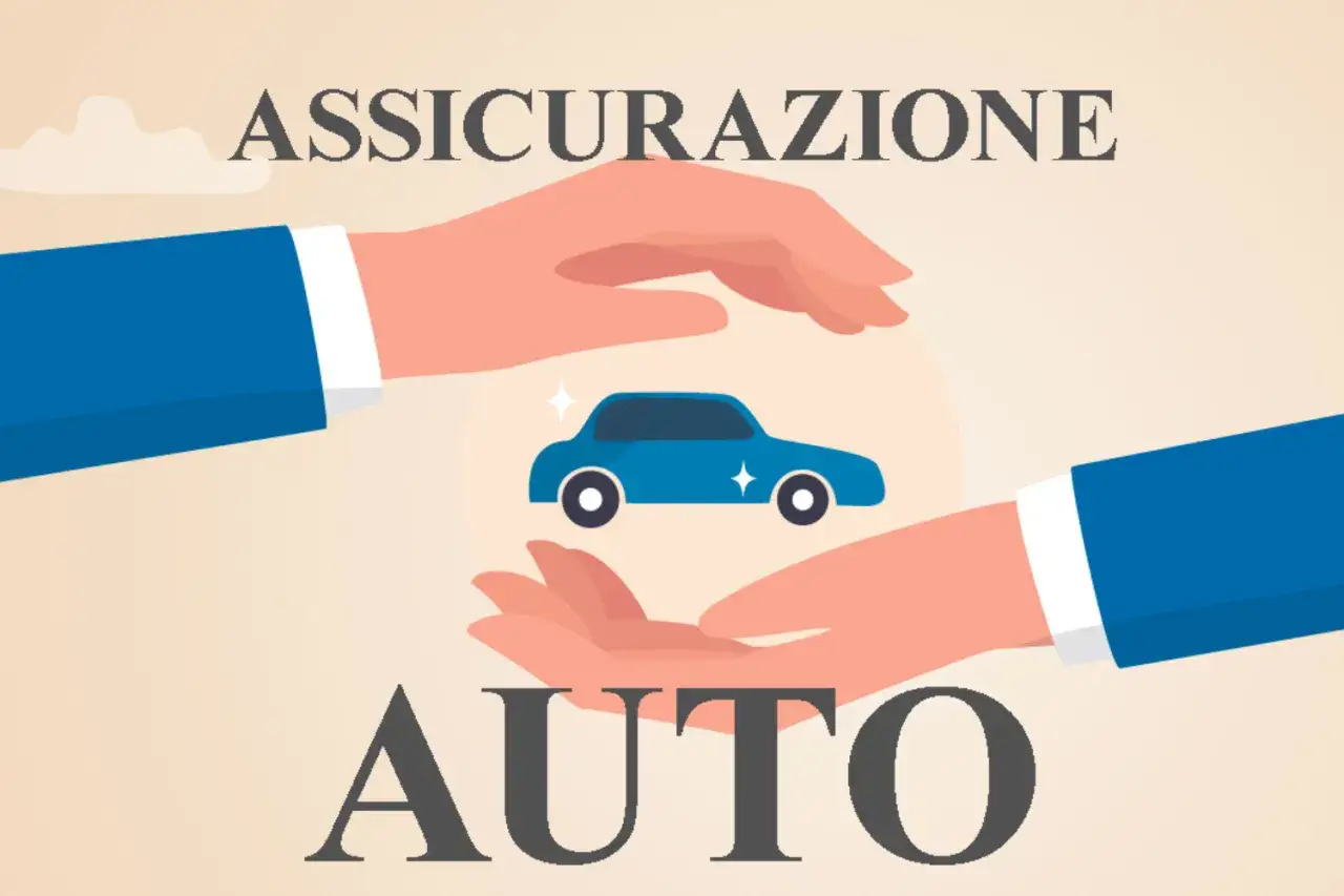Mani proteggono un'auto blu, simboleggiando la sicurezza e la tranquillit&agrave; della scadenza assicurazione auto.