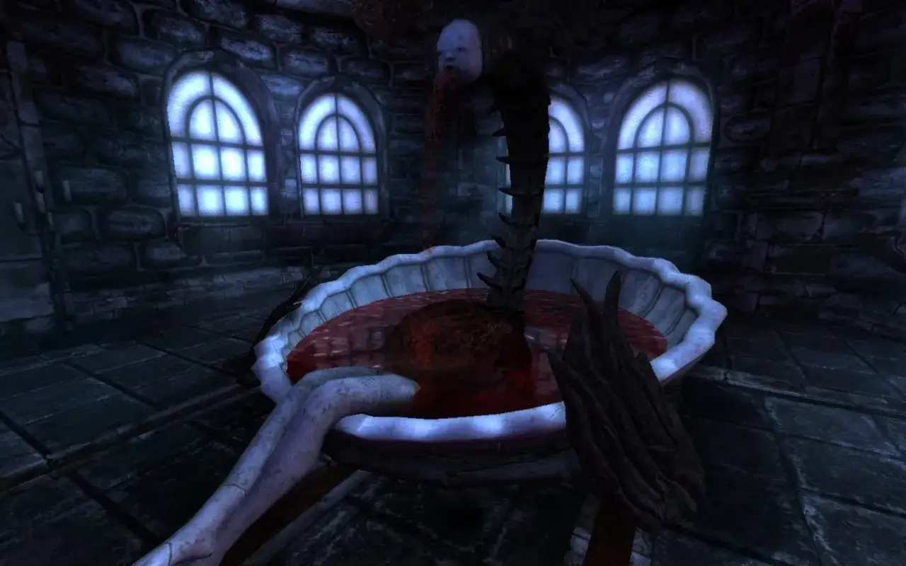 Makabryczna scena z gry survival horror: groteskowe, cielesne naczynie wypełnione krwią, z którego zwisa odcięta głowa.