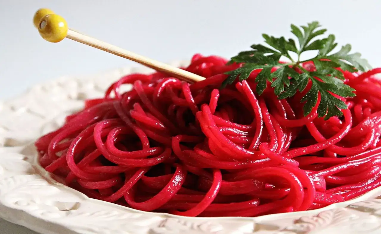 Porównanie maszynek do spaghetti z cukinii ręczna stołowa elektryczna