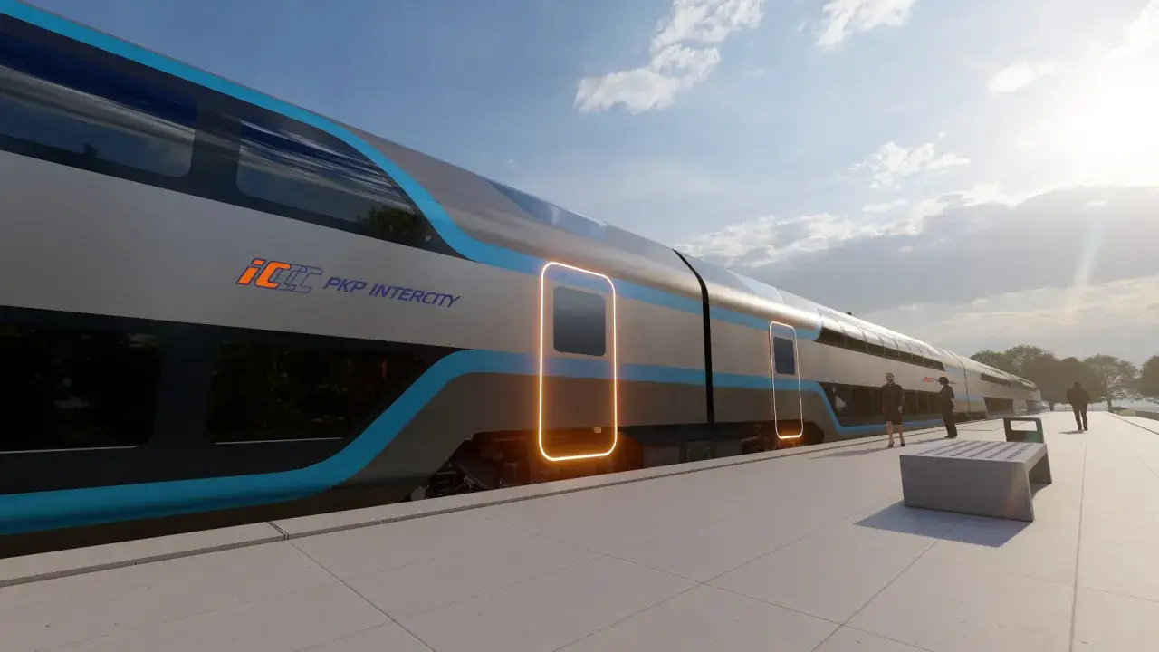 Nowoczesny pociąg PKP Intercity