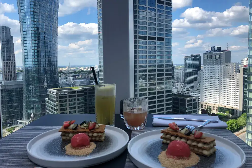 Warszawa restauracja widok na miasto
