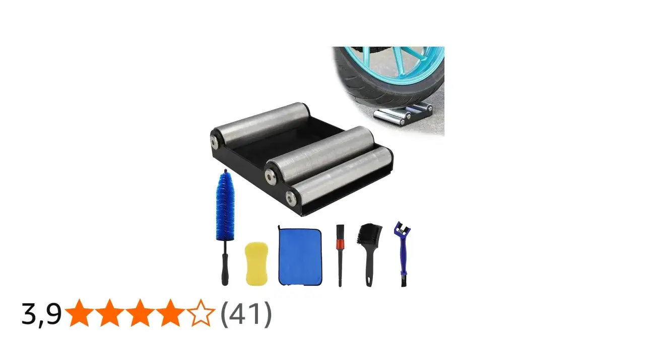 Kit per la pulizia della catena moto: rotelle, spazzole e panni. Ideale per sapere pulizia catena moto ogni quanti km.