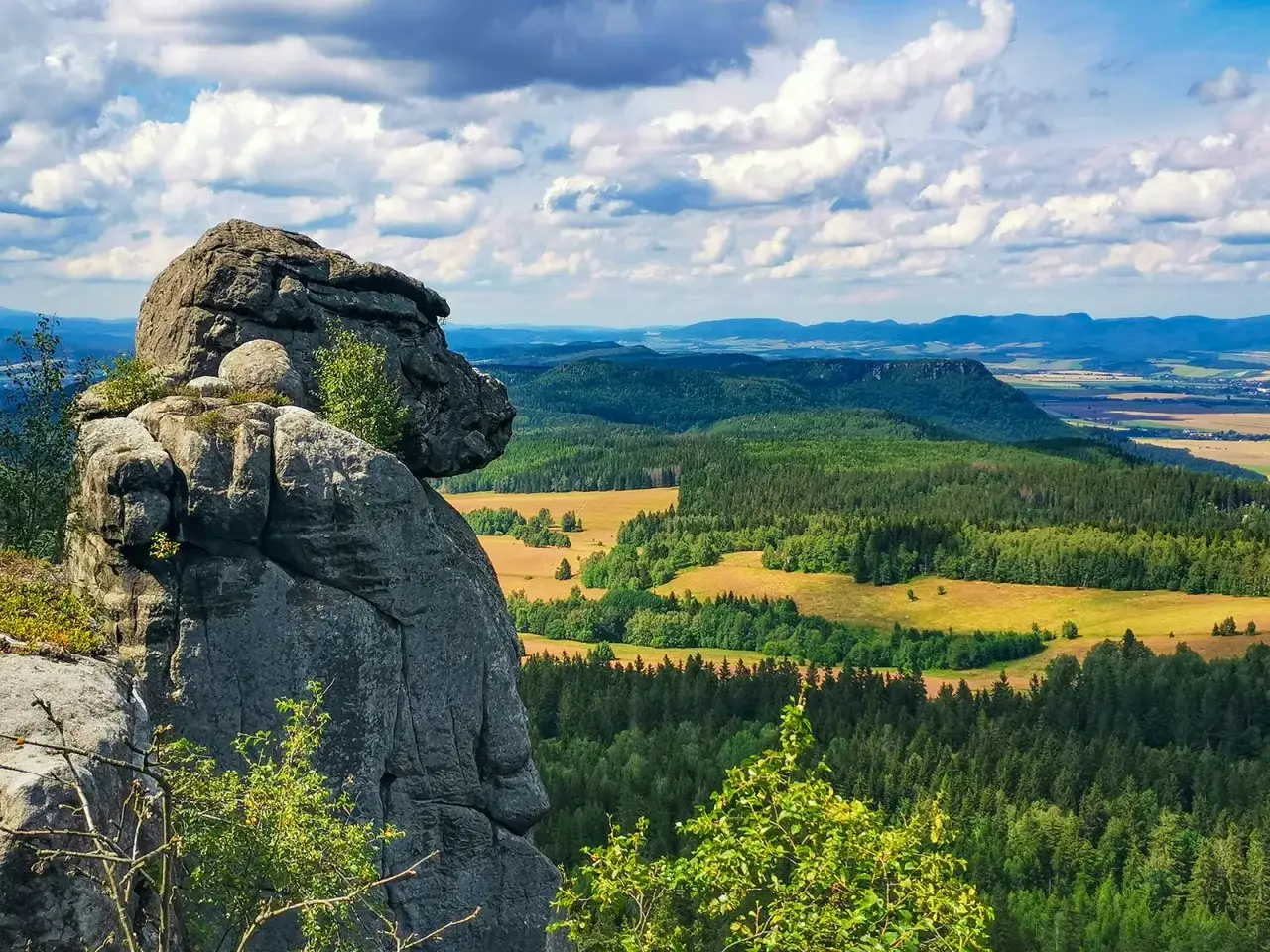 Karłów Szczeliniec Wielki widok na góry