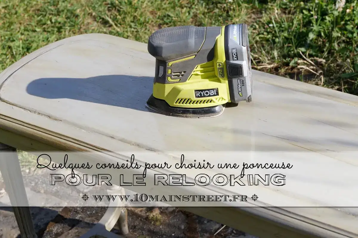 Ponceuse Ryobi sur un meuble ancien. Idéal pour savoir quelle ponceuse choisir pour meuble et le relooking.