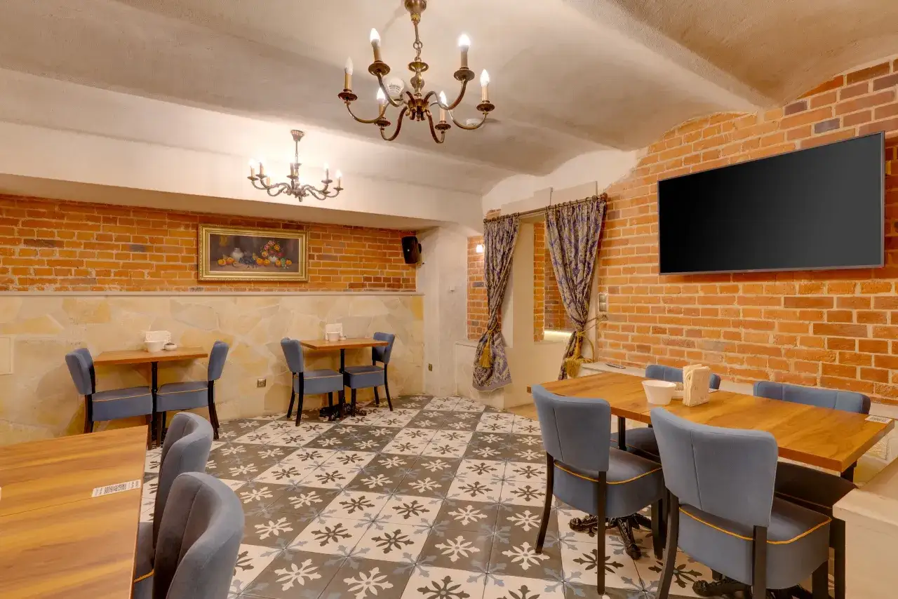 Restauracja Poziom+ Gliwice wnętrze