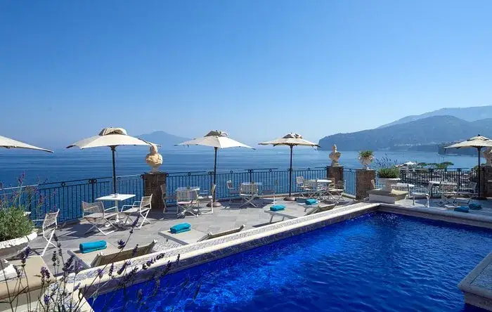 Bellevue Syrene piscina panoramica