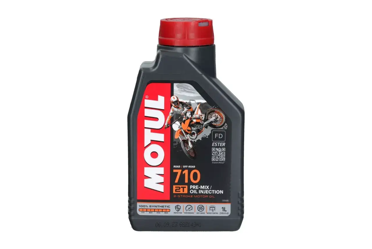 Zdjęcie Motul 510 2T - skuteczny olej do silników dwusuwowych, opinie i ceny