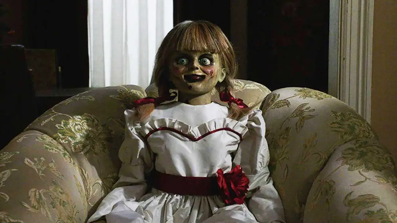 Ikoniczne lalki z horrorów Annabelle Chucky Billy