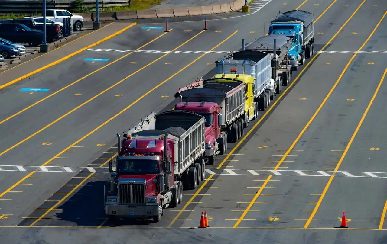 Spedycja a transport r&oacute;żnice
