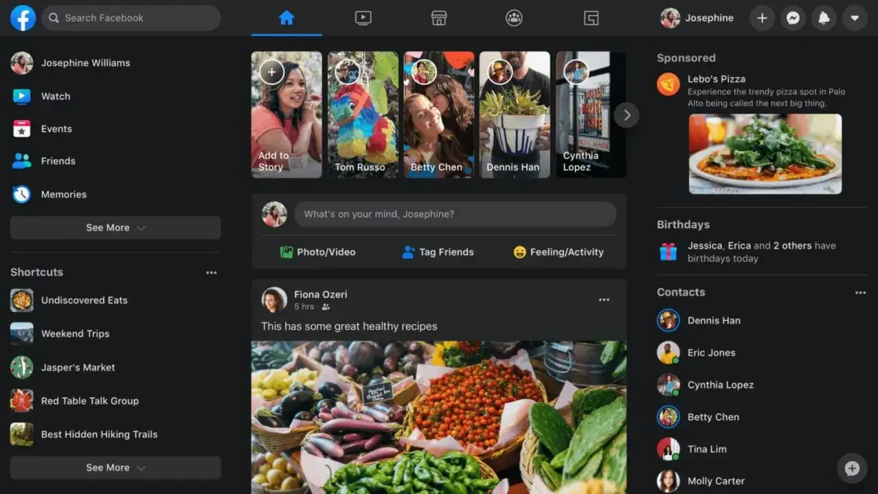 Szukasz jak znaleźć relacje na FB? Na stronie głównej Facebooka widzisz historie znajomych, posty i menu po lewej stronie.