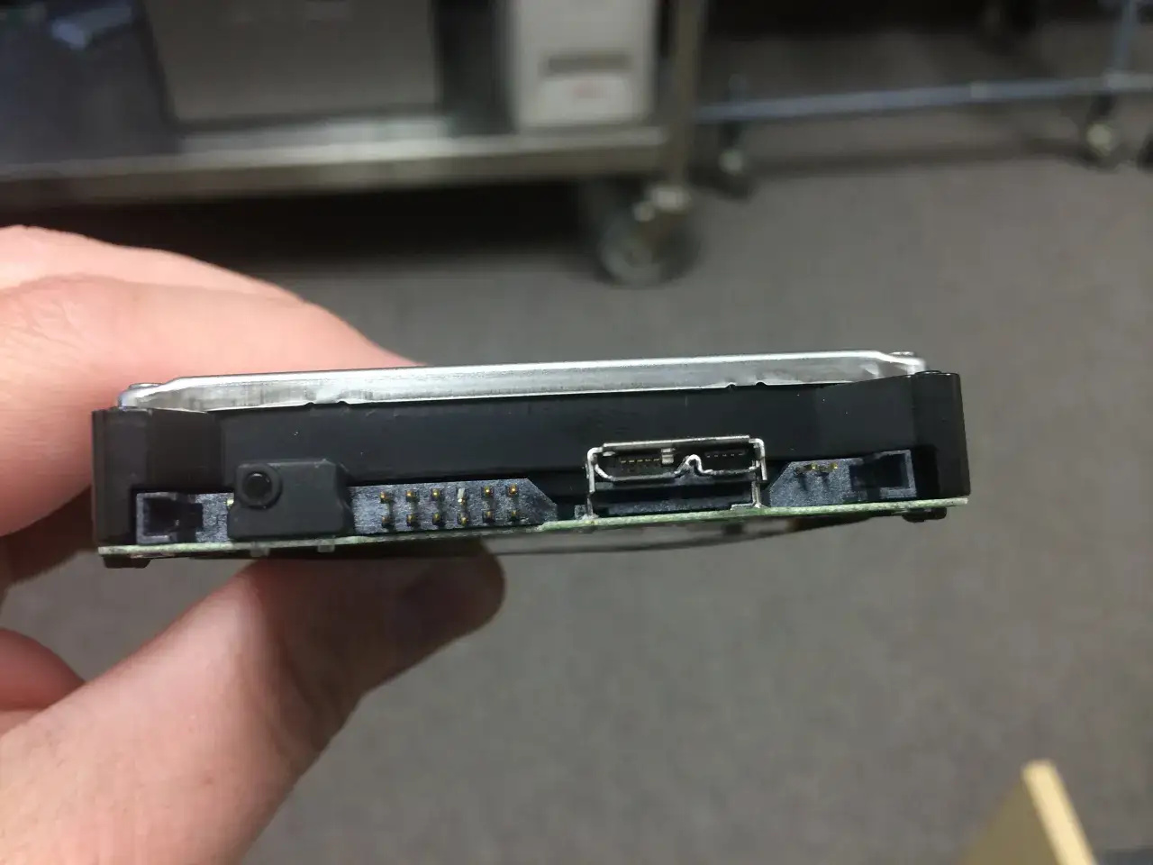 Festplatte mit SATA-Anschluss wird von WD Drive Utilities nicht erkannt.