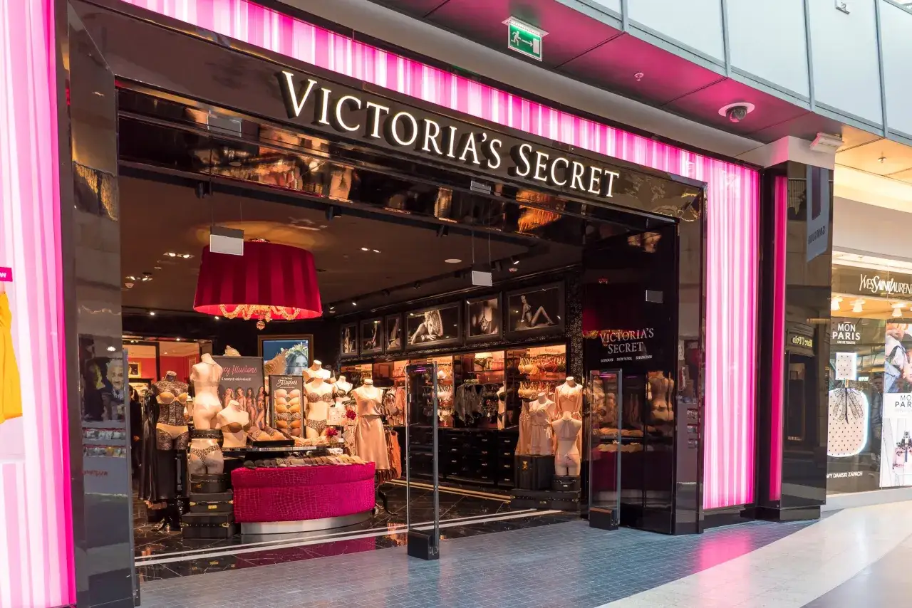 Victoria's Secret Poland store entrance
