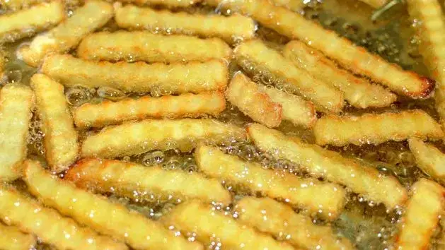 podwójne smażenie frytek
