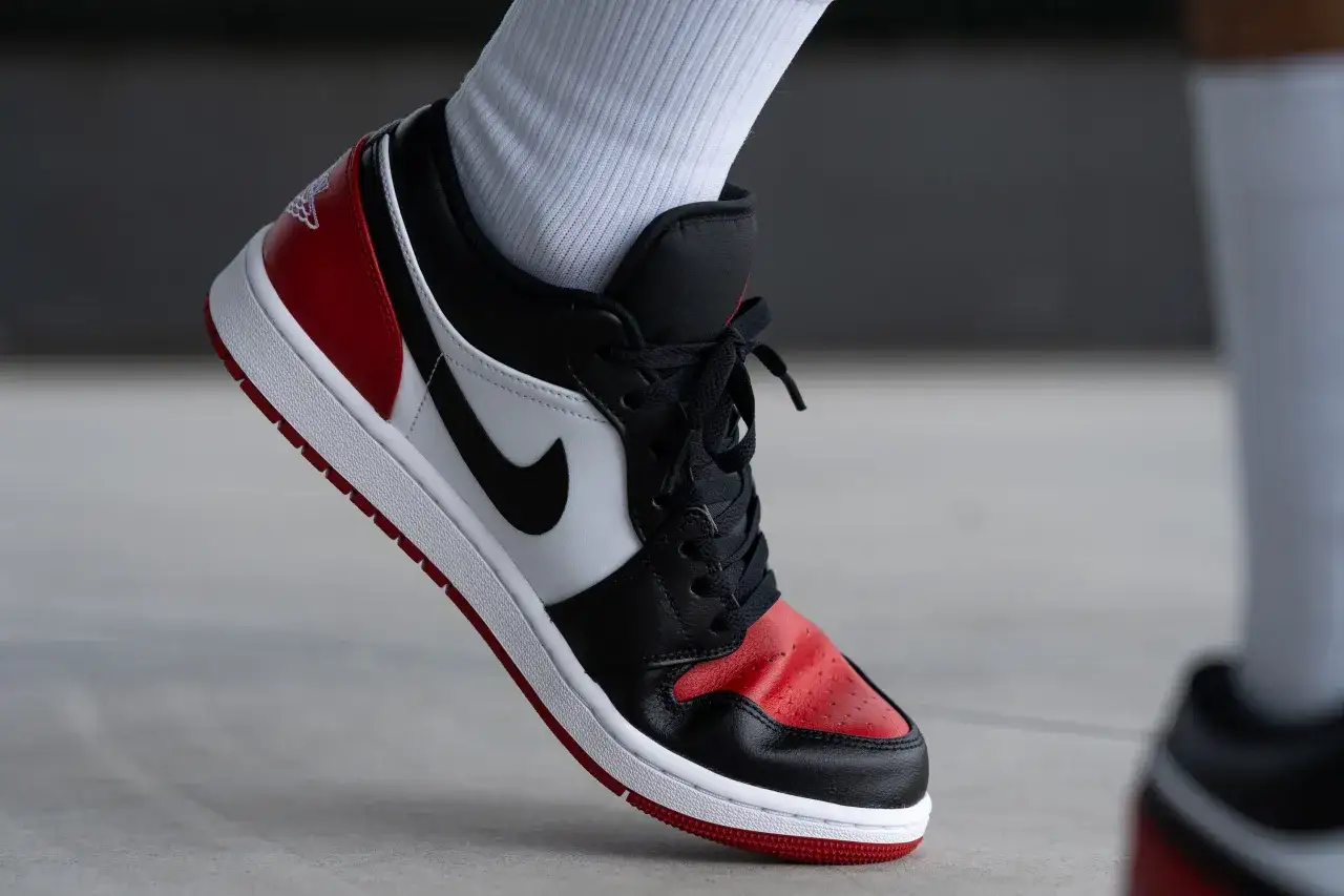 Klasyczne Jordan 1 Zoom w kolorystyce 