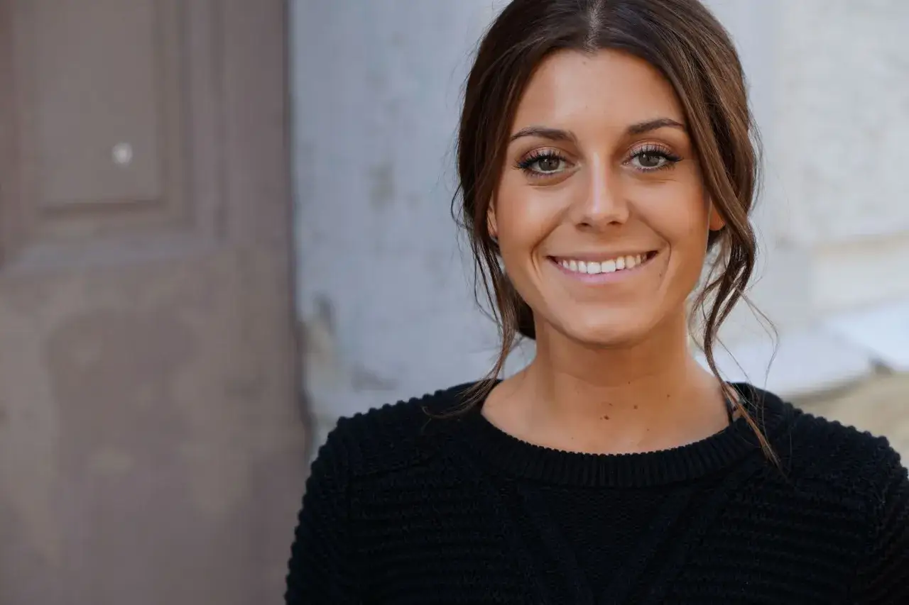 Bianca Ingrosso, med sitt str&aring;lande leende, ser ut att vara i sin b&auml;sta &aring;lder.