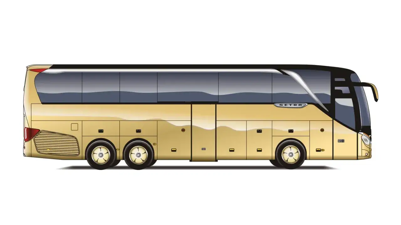 Złoty setra autobus z przyciemnianymi szybami i logo marki.