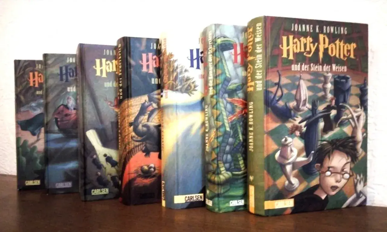Reihe von Harry Potter B&uuml;chern, beginnend mit 