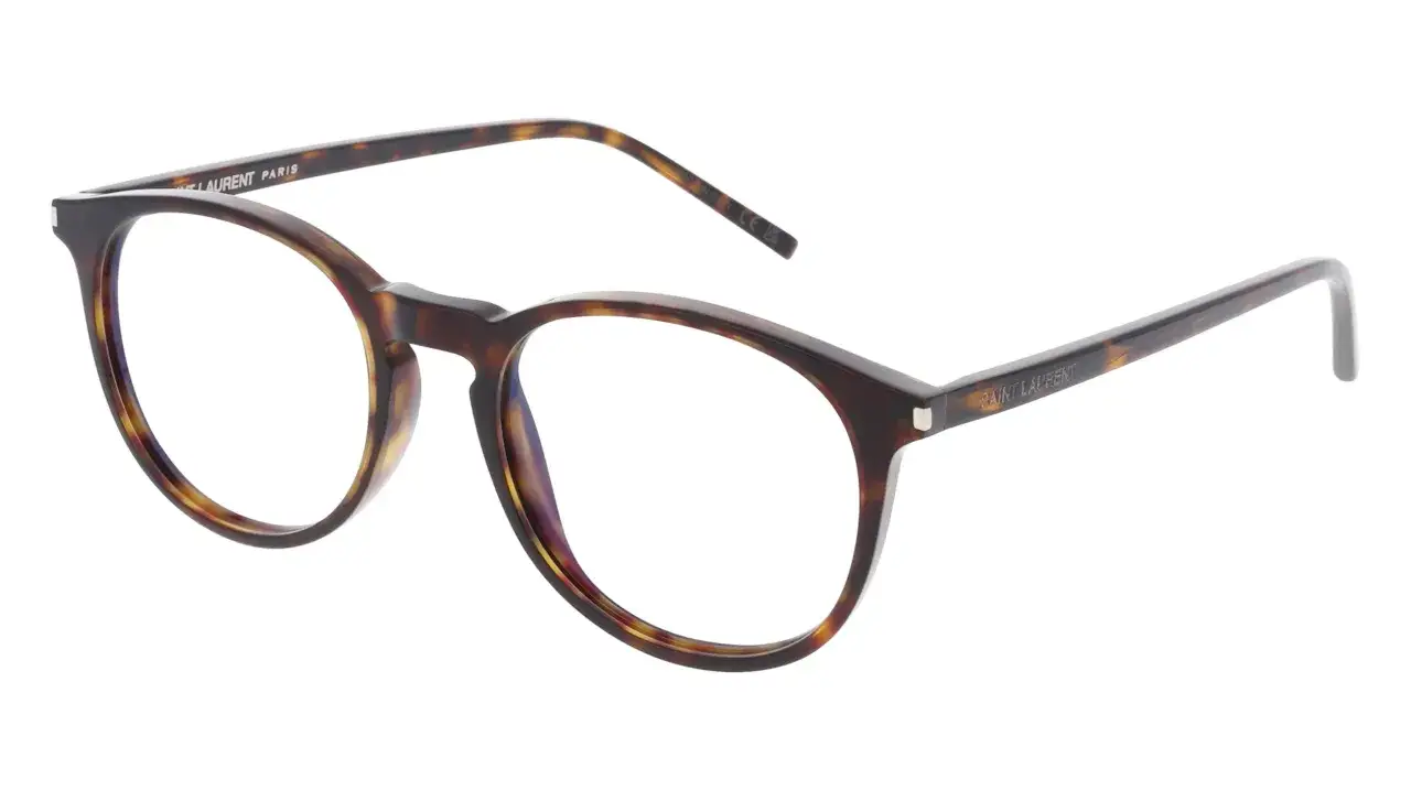 Okulary w panterkę Saint Laurent. Czy można reklamować źle dobrane okulary? Te wyglądają idealnie.