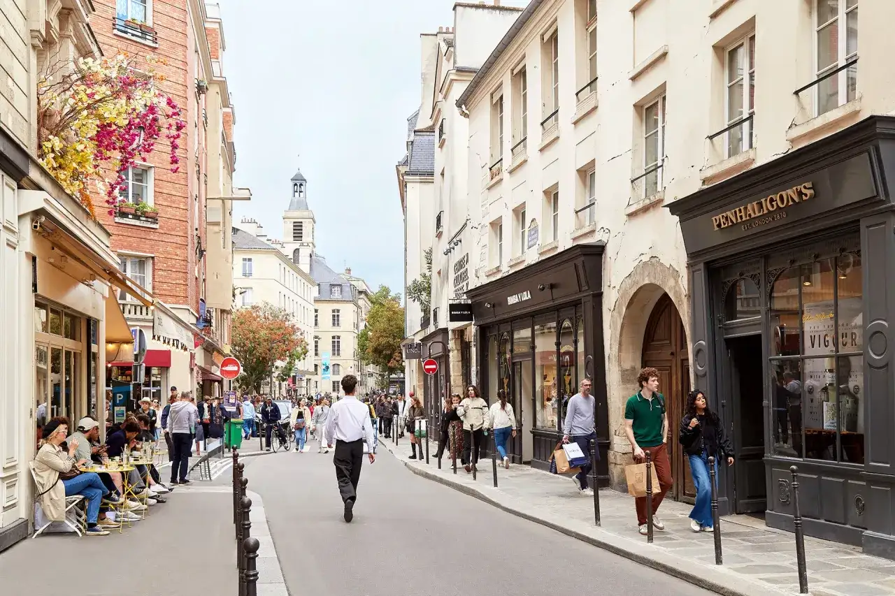 Rue typique Le Marais Paris