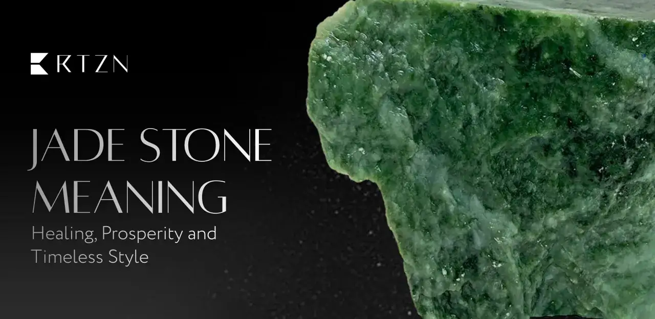 Fragmento de jade verde, piedra asociada a la curaci&oacute;n y prosperidad. Sus propiedades son legendarias.