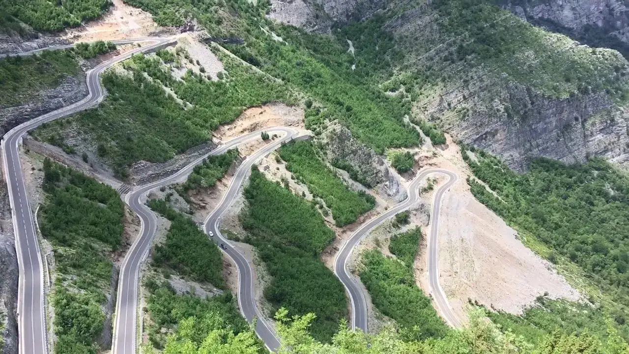 widokowa trasa albania góry